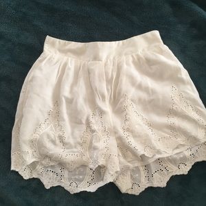 Urban outfitters white lace bottom short
